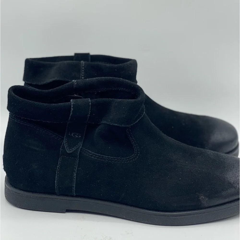 UGG women josefene